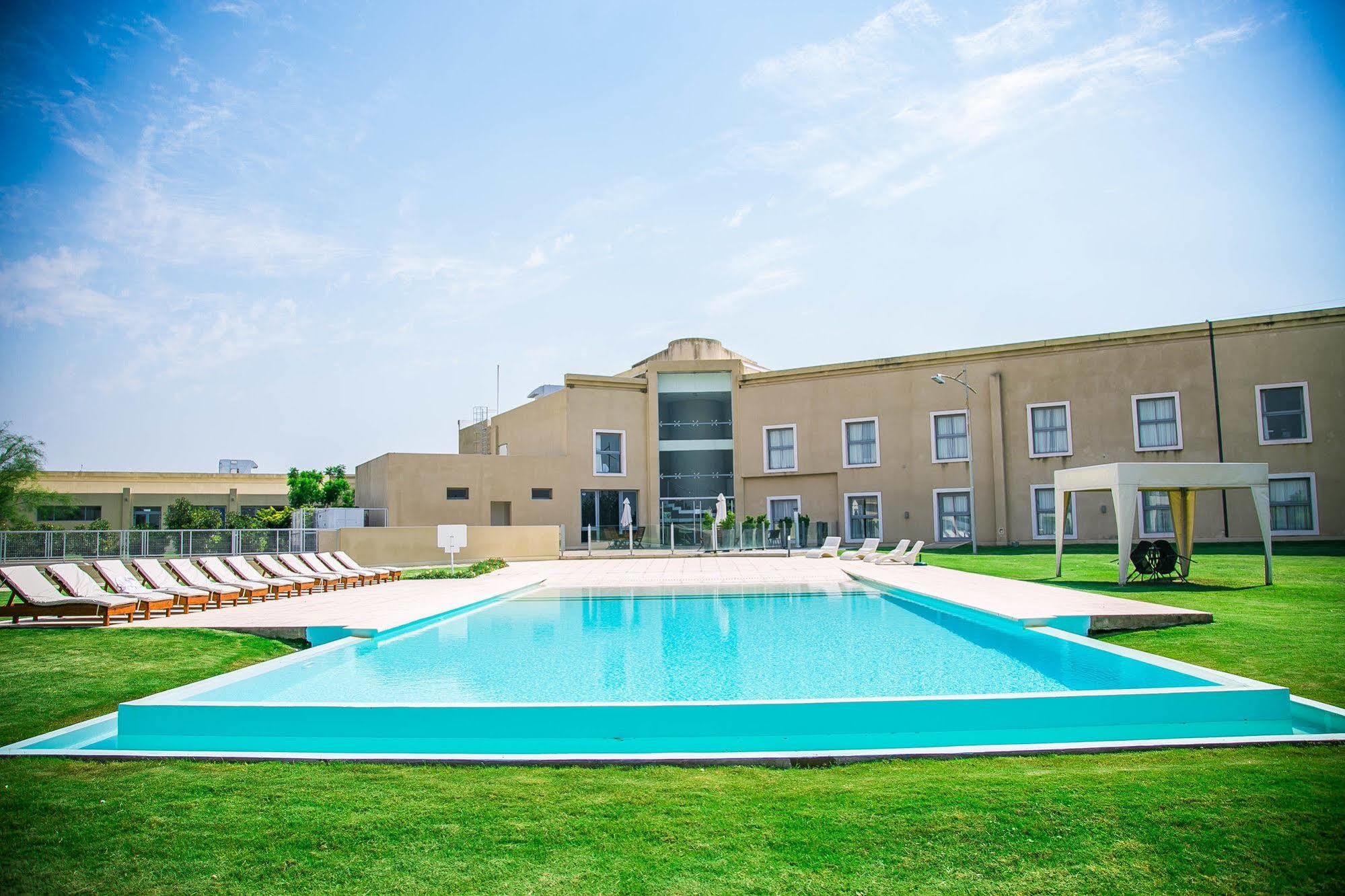 Amerian Villa Maria Park Hotel Luaran gambar